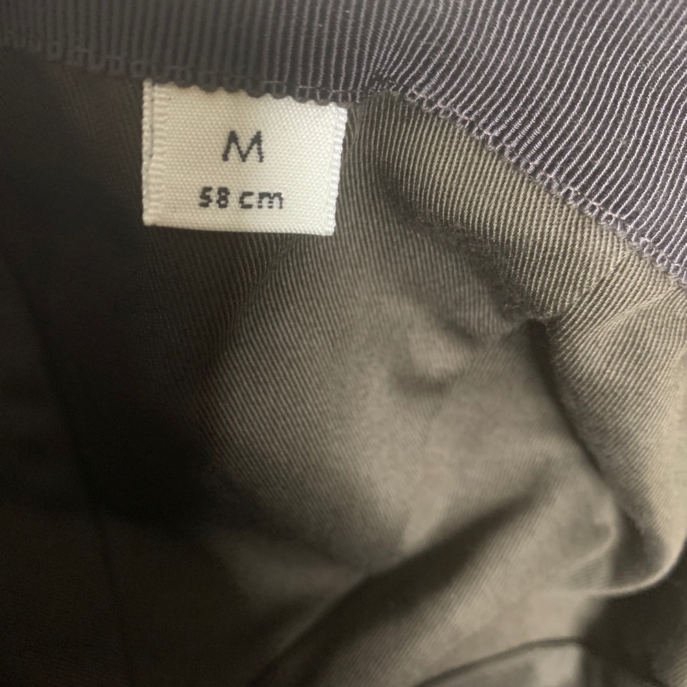 ❤️❤️SOLD❤️❤️Gucci GG cherryline cap - Picture 2 of 5